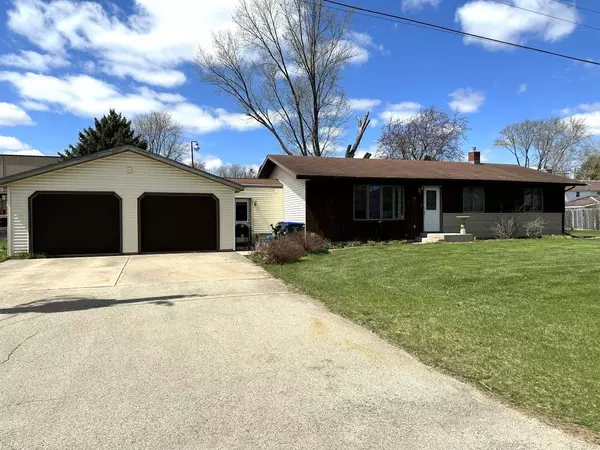 308 DURRELL ST, Bear Creek, WI 54922-9702
