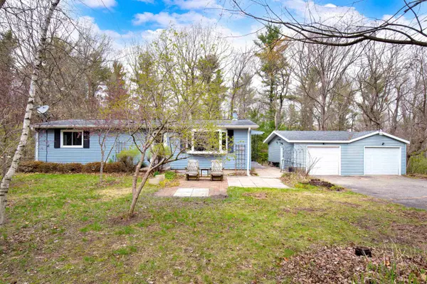 W6633 COUNTY ROAD YY, Neshkoro, WI 54960