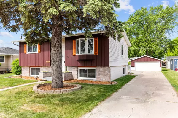 Oshkosh, WI 54902,1015 REICHOW ST