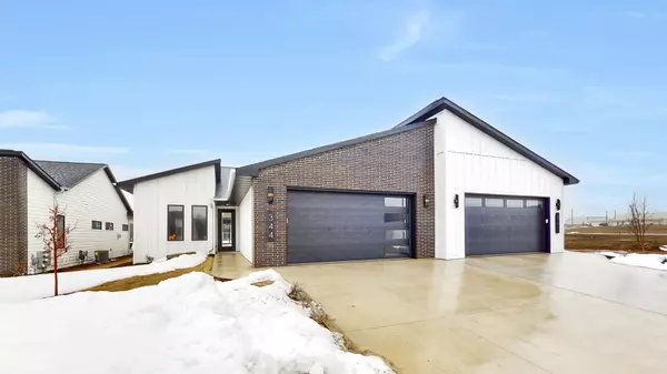 344 ALDON CIR, Green Bay, WI 54304