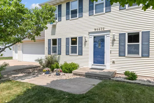 Appleton, WI 54915-4680,W6826 HAZELNUT LN
