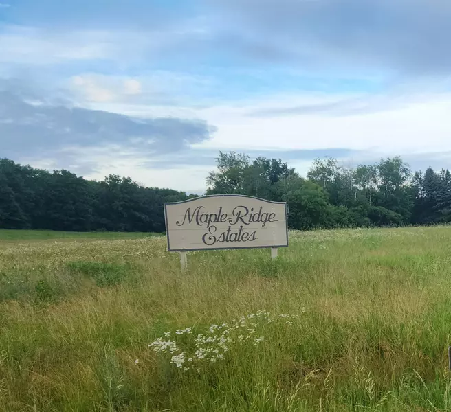 MAPLE RIDGE TRL #6, Iola, WI 54945