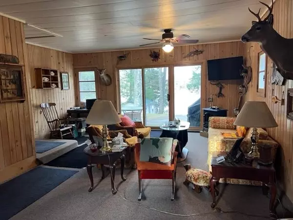 Laona, WI 54541,5708 S SILVER LAKE RD