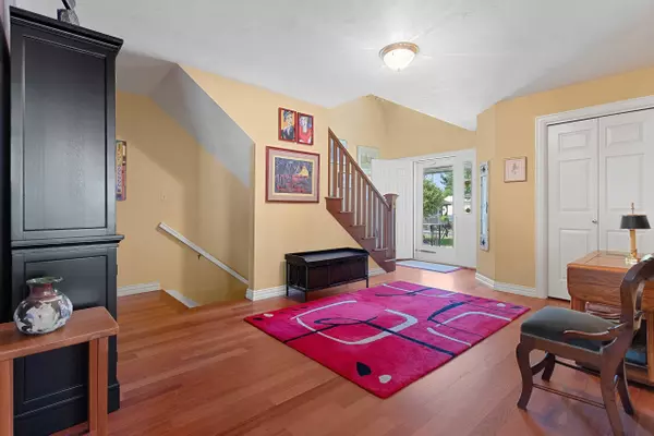 Green Bay, WI 54301-1971,110 OLDE ALLOUEZ CT