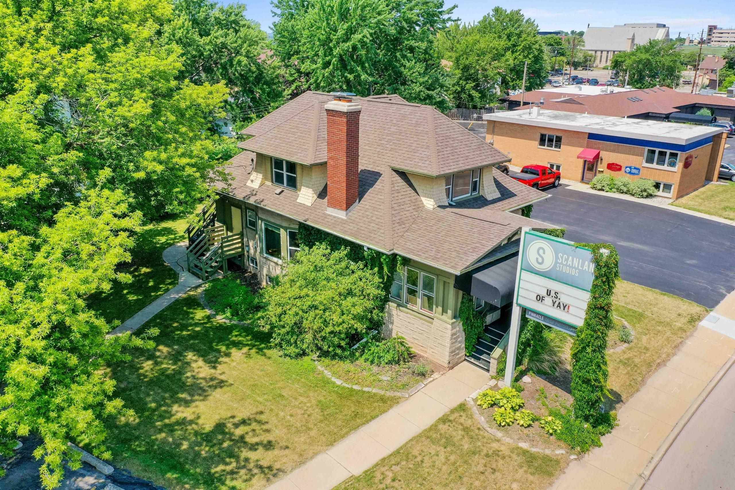 433 S COMMERCIAL ST, Neenah, WI 54956