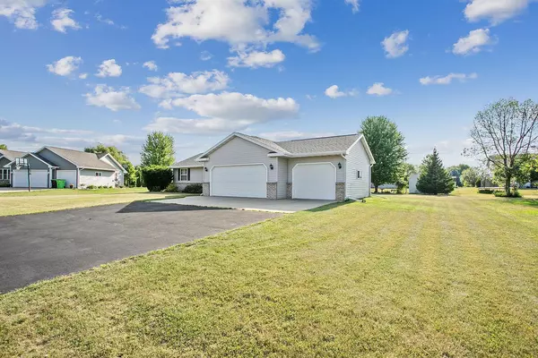 Appleton, WI 54915-7280,N9621 HARTFORD LN