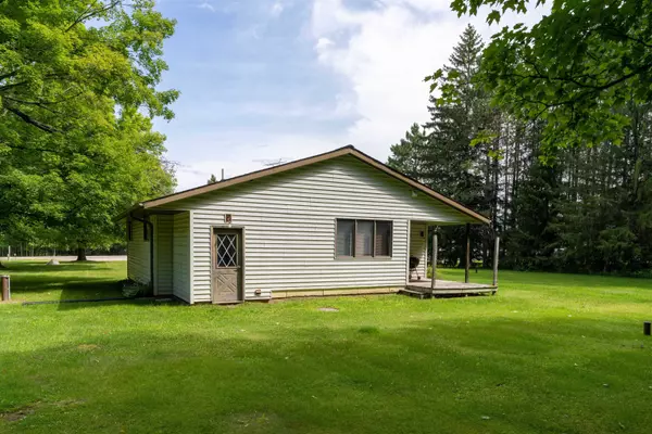 Armstrong Creek, WI 53154,547 US HWY 8