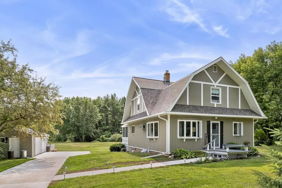 13285 MORGAN RD, Gillett, WI 54124