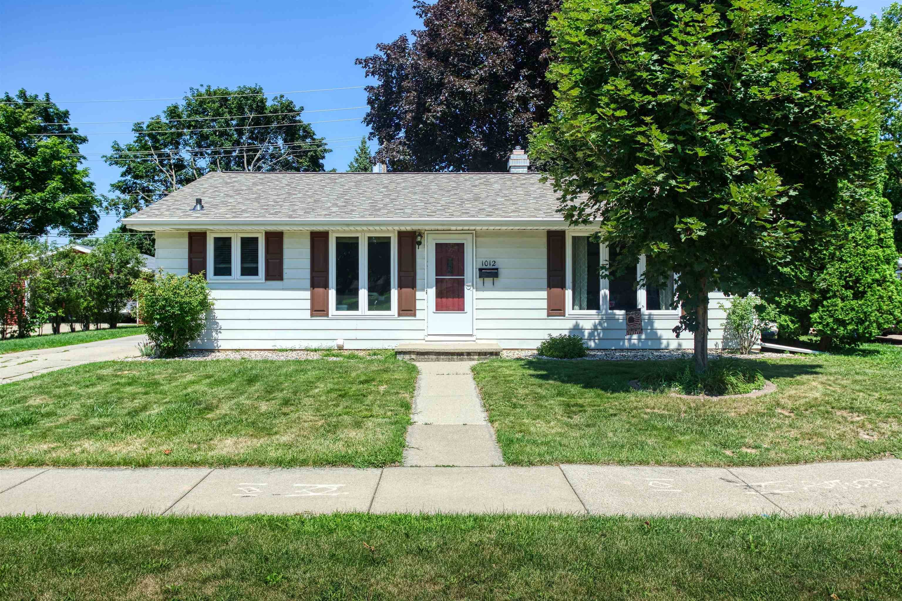 1012 W LINDBERGH ST, Appleton, WI 54914