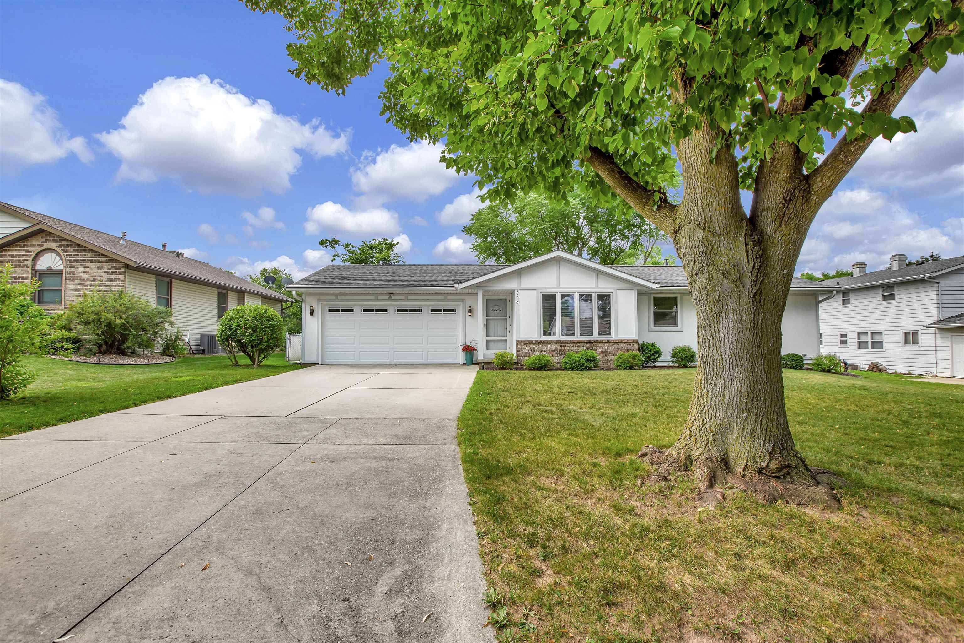 2510 HEATHER RD, Green Bay, WI 54311