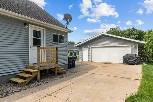 Kaukauna, WI 54130,701 SHERIDAN ST