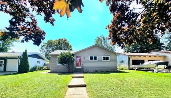 1713 30TH ST, Two Rivers, WI 54241-0000