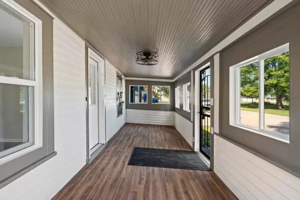 Bear Creek, WI 54922,109 E TIELKY ST