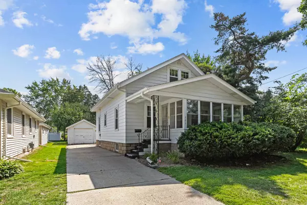 501 E CIRCLE ST, Appleton, WI 54911