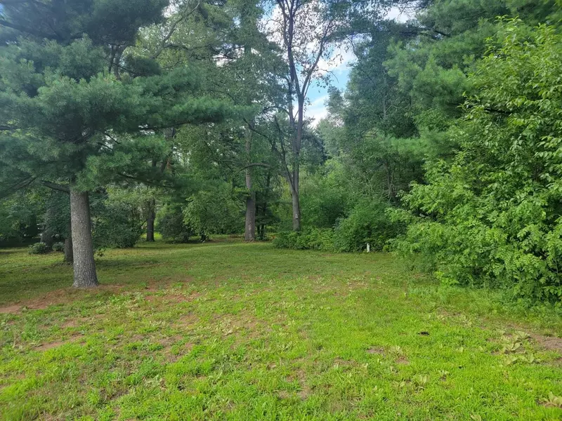 COUNTY RD VV, Gillett, WI 54124