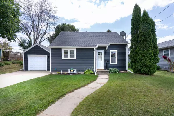 129 TAYLOR ST, Kaukauna, WI 54130