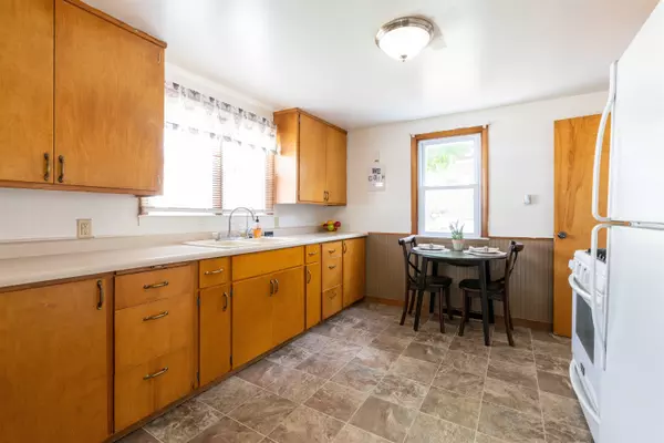 Kaukauna, WI 54130,129 TAYLOR ST