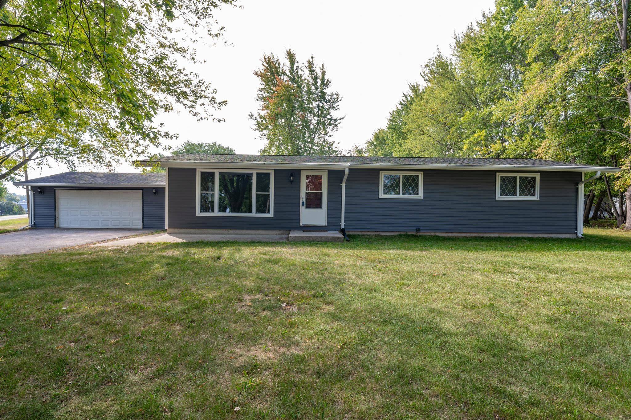 227 N 1ST ST, Winneconne, WI 54986