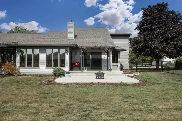 Sherwood, WI 54169-9766,W4933 GOLF COURSE RD