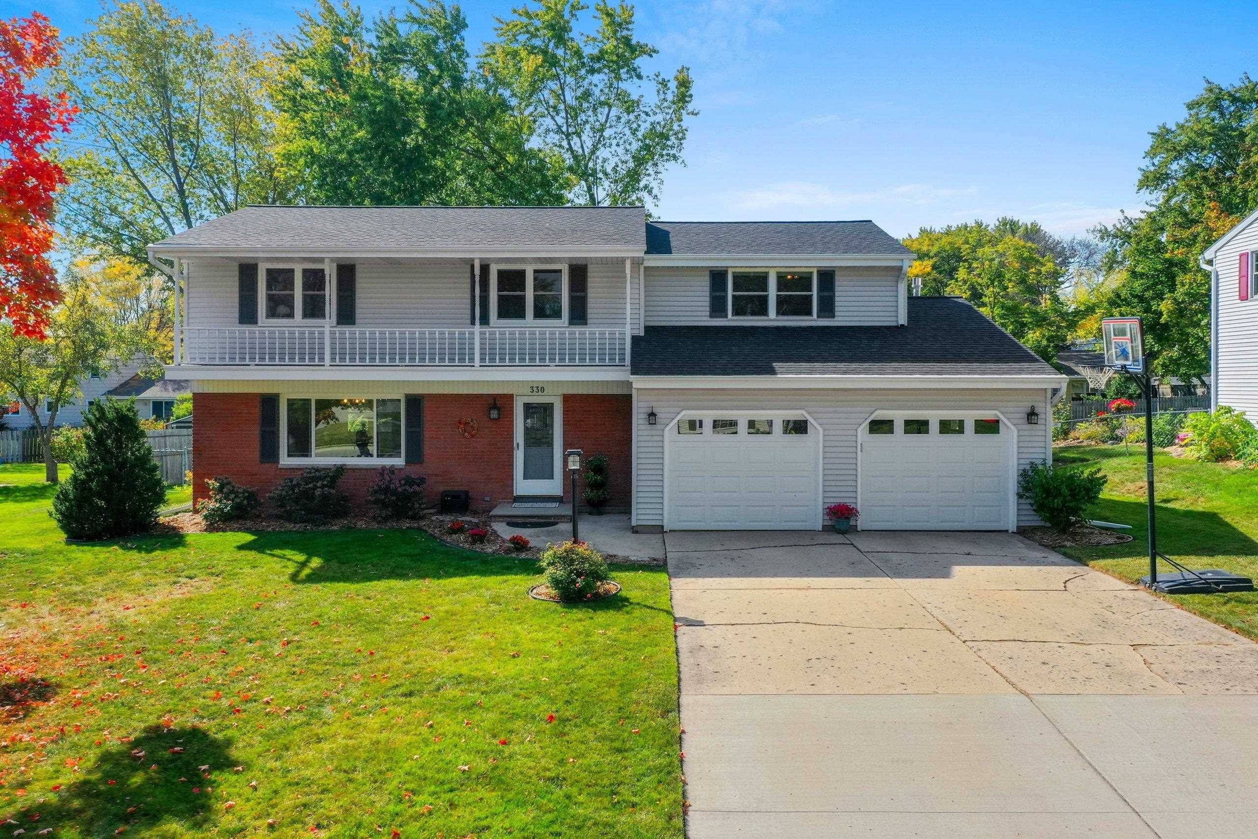 330 LONGVIEW AVE, Green Bay, WI 54301-1036