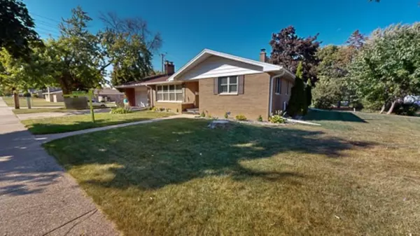 100 E HENRY ST, Kaukauna, WI 54130-3426