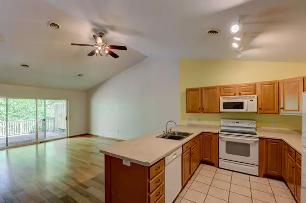 Oshkosh, WI 54902,1396 W SOUTH PARK AVE