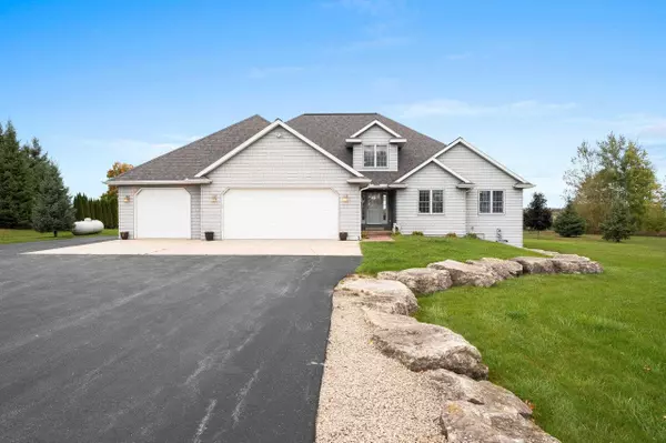 8992 MULLIGAN WAY, Pound, WI 54161-8659