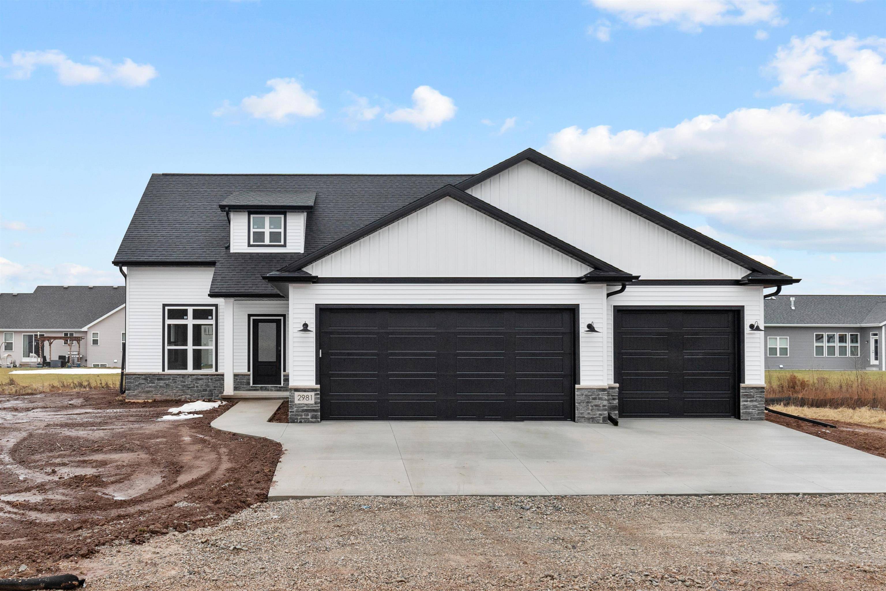 2981 TURQUOISE LN, Appleton, WI 54913