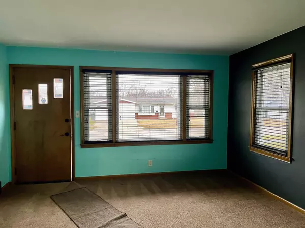 Kaukauna, WI 54130,113 W 14TH ST