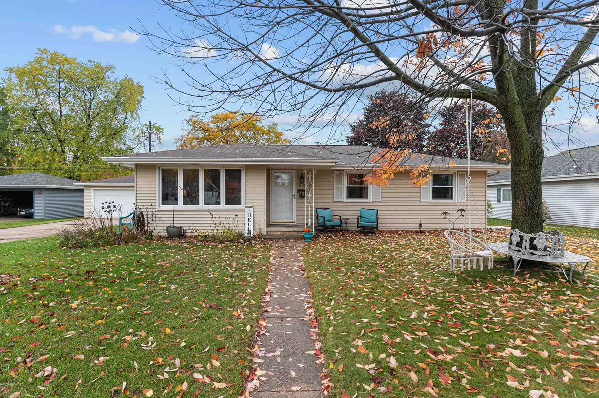 Kaukauna, WI 54130-0164,613 WALTER ST