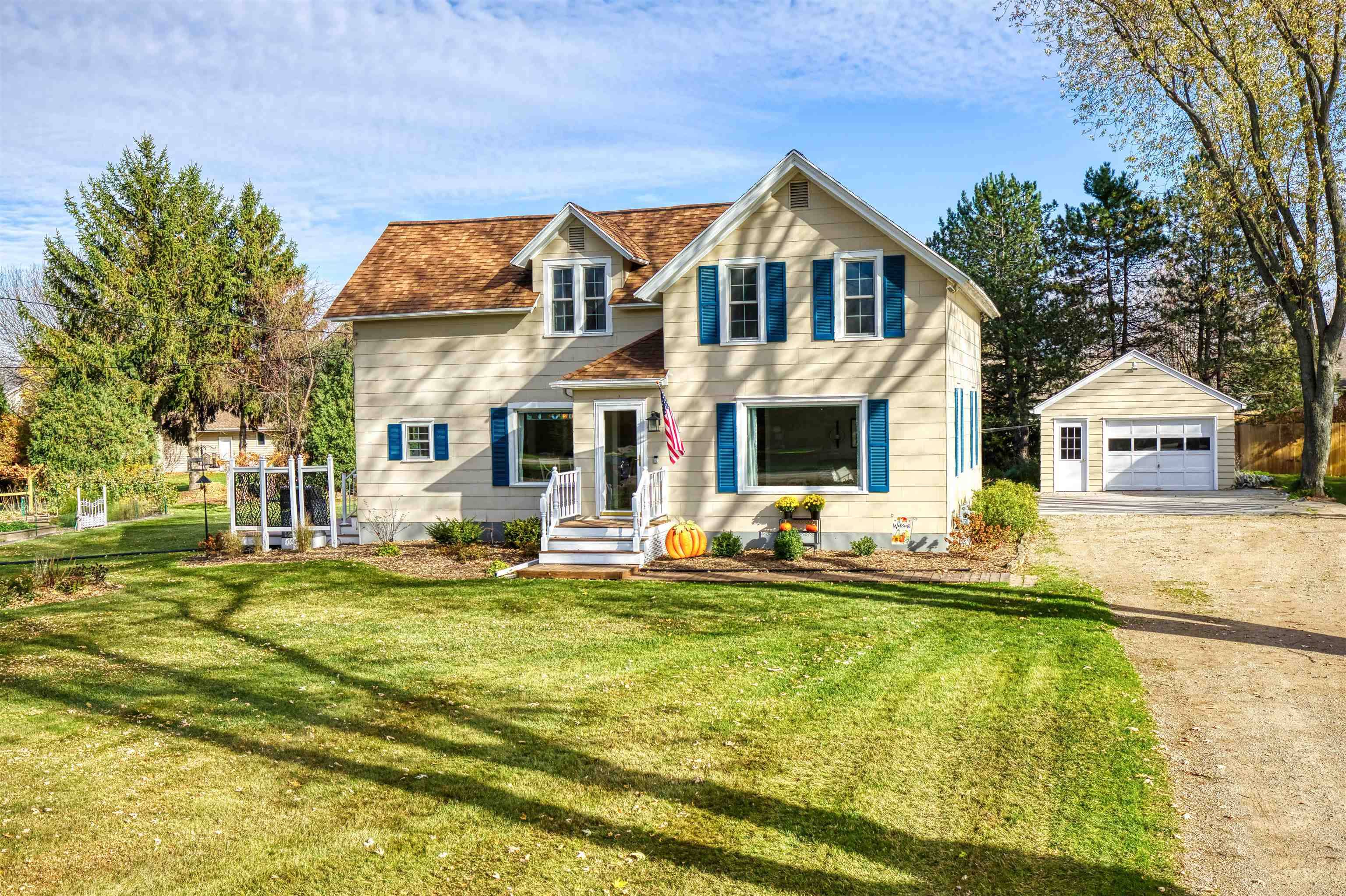 N9576 NOE RD, Appleton, WI 54915