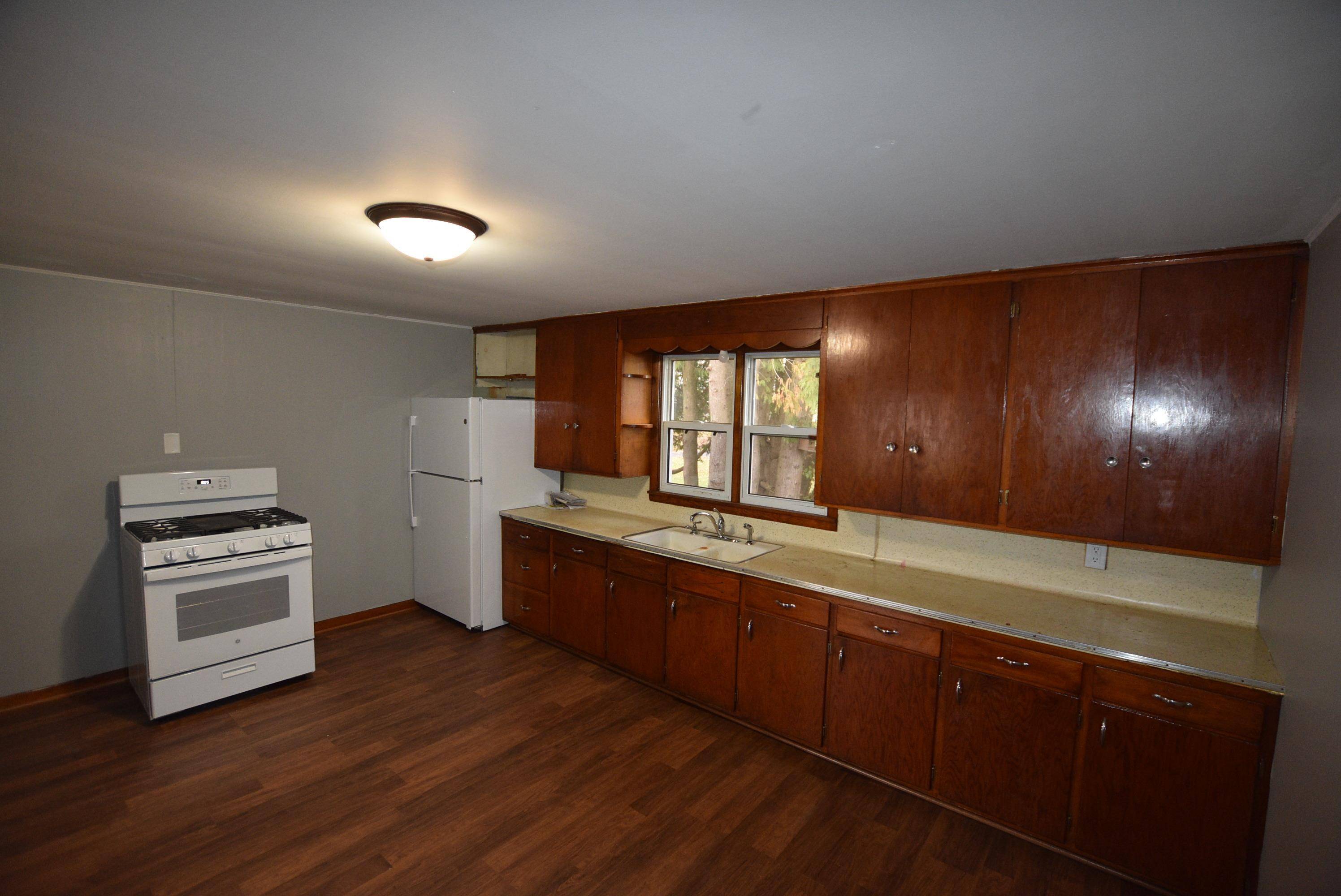 Neshkoro, WI 54960,240 W BERLIN ST