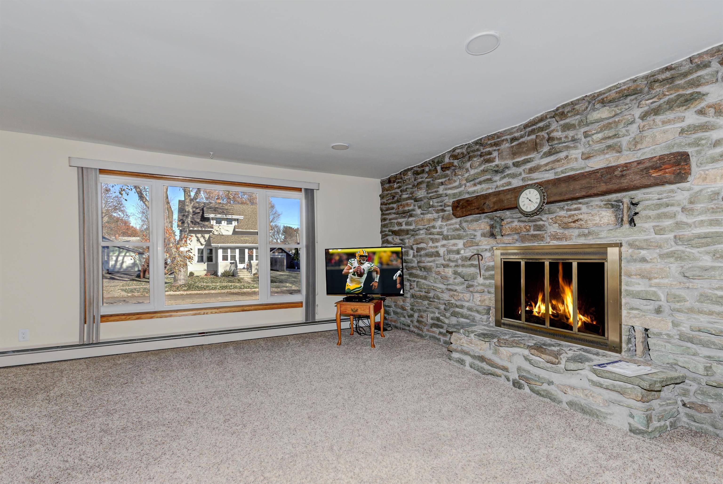 Appleton, WI 54914,1119 W WINNEBAGO ST