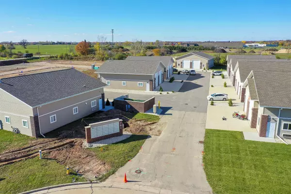 De Pere, WI 54115,701 MILLENNIUM CT #17