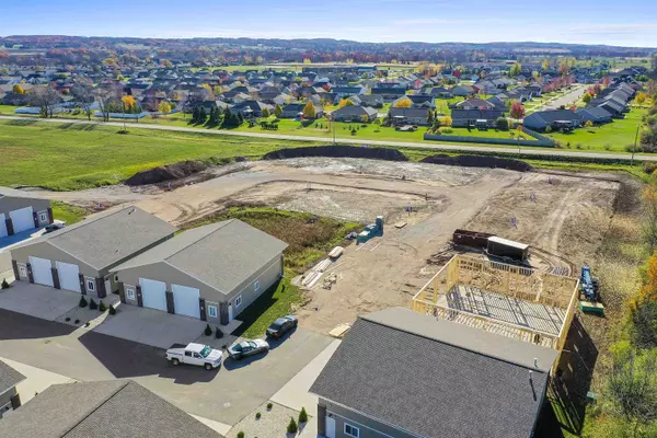 De Pere, WI 54115,701 MILLENNIUM CT #40
