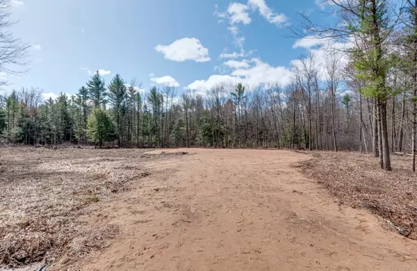 Marinette, WI 54143,ROLLING HILLS LN #13