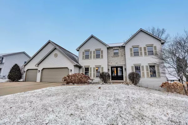 3186 RENAISSANCE LN, Green Bay, WI 54313