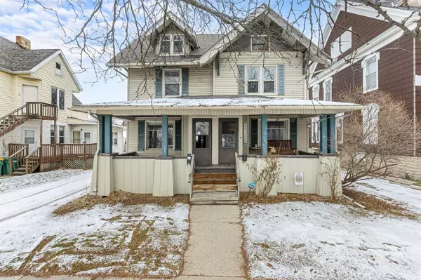 105 FOREST AVE, Fond Du Lac, WI 54935