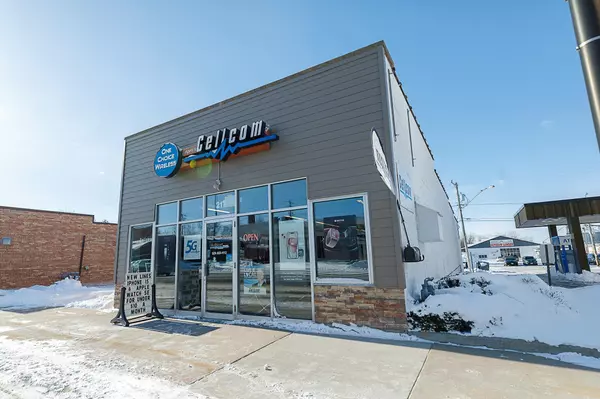 217 S MAIN ST, Seymour, WI 54165