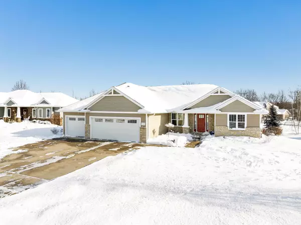 2114 POTTER DR, De Pere, WI 54115-1517