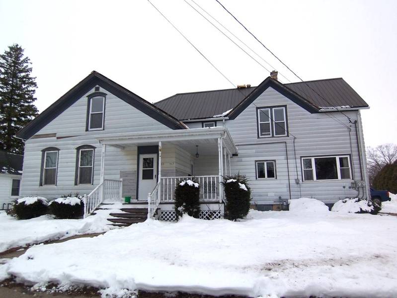 405 MAIN ST, Mishicot, WI 54228-9777