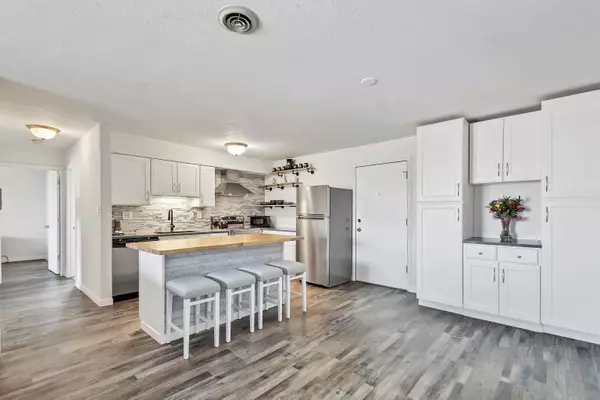 Green Bay, WI 54301,366 W ST JOSEPH ST #16