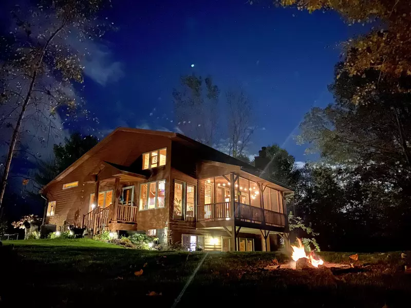3361 COUNTY ROAD C, Pulaski, WI 54162-9729