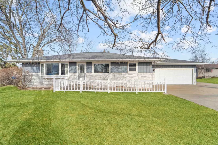 N160 COUNTY ROAD N, Appleton, WI 54915