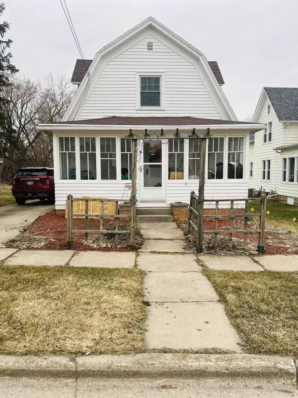 122 S NEBRASKA ST, Horicon, WI 53032