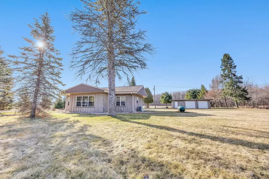 8647 STATE HWY 22, Oconto Falls, WI 54154