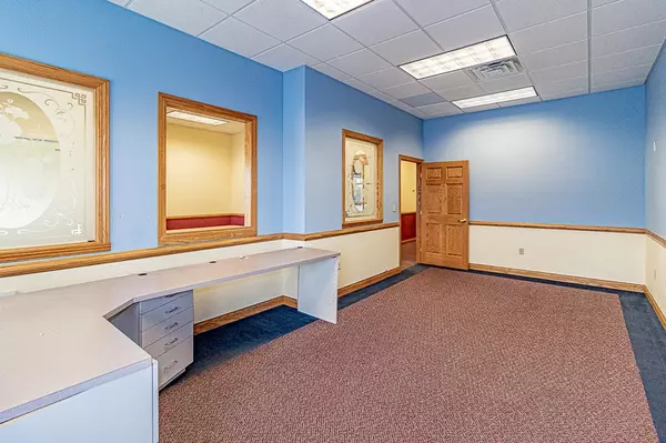Greenville, WI 54942-9079,W7003 PARKVIEW DR #9