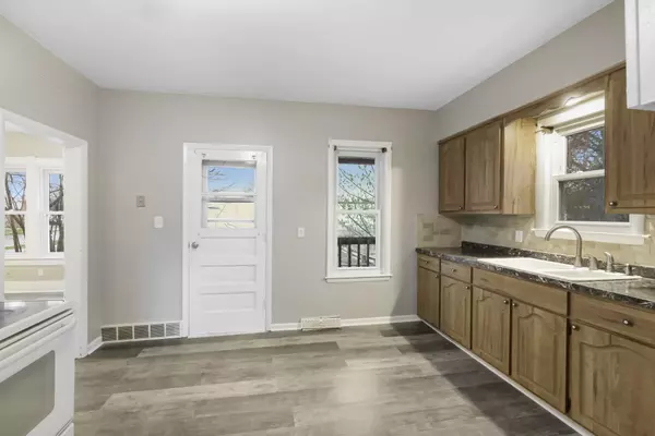 Appleton, WI 54914,135 N STORY ST