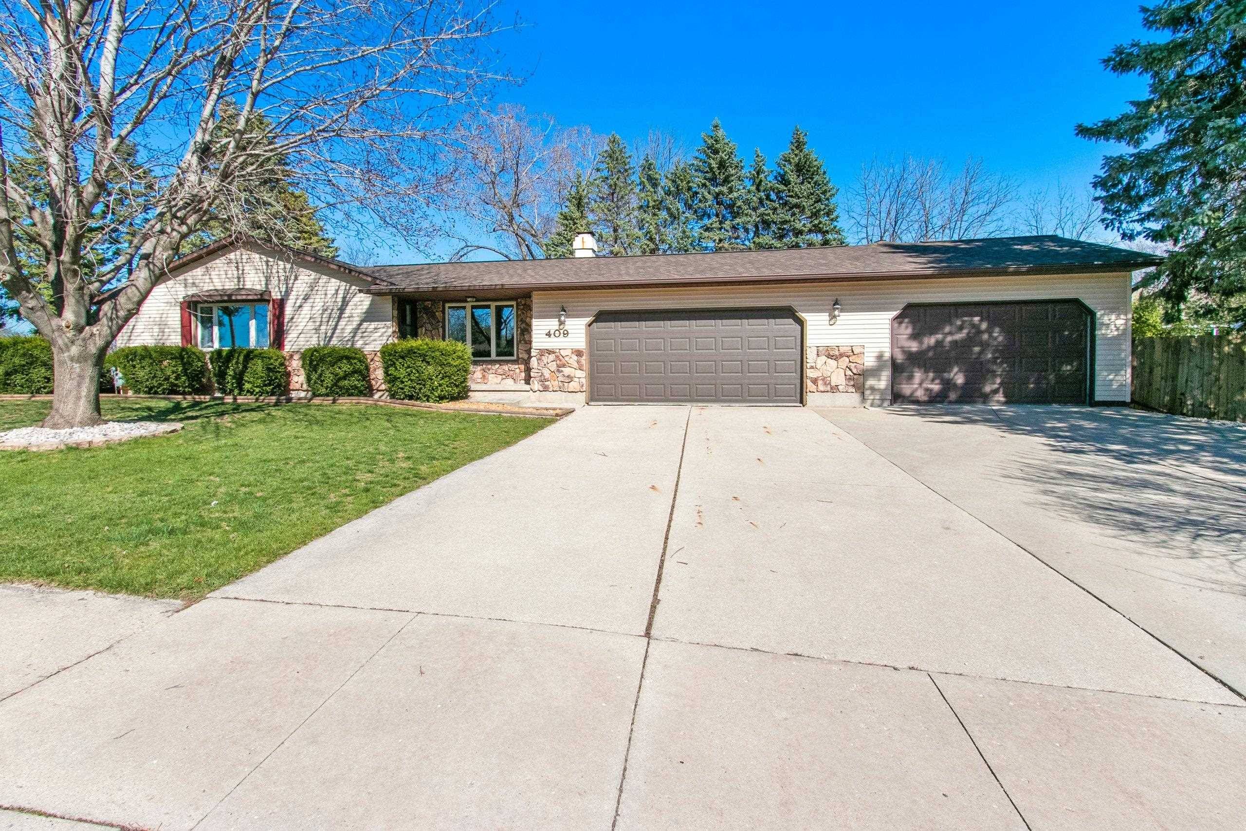 409 LOIS ST, De Pere, WI 54115-1329