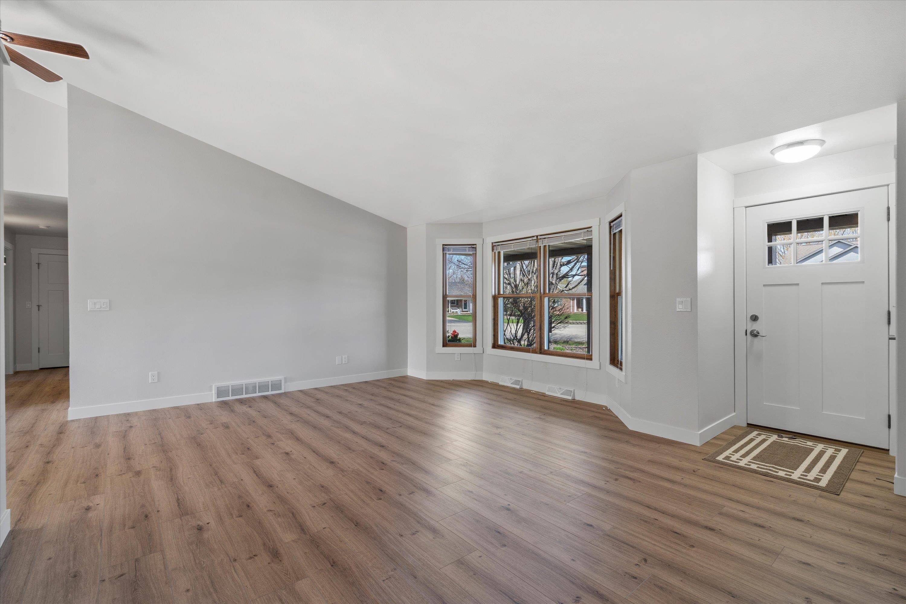 Appleton, WI 54915,W2533 SKYVIEW CT